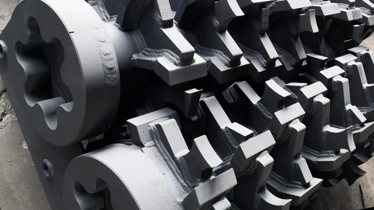Twin-shaft tooling prepared for an application-specific machine quotation